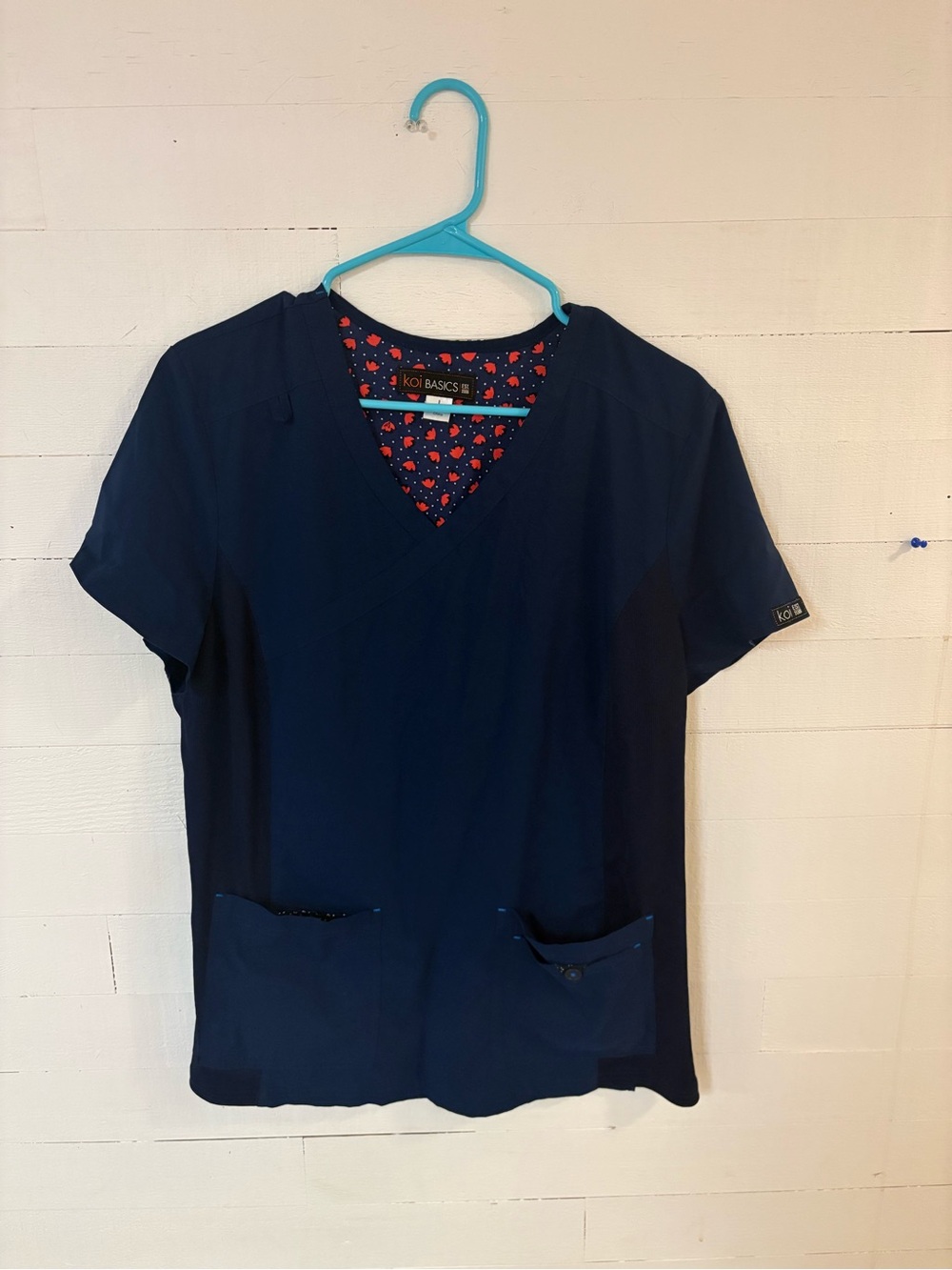 KOI Basics Navy Blue Women’s Scrub Top Size Large V-Neck Medical Uniform